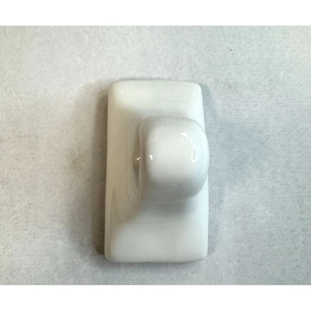 Replacement white glazed ceramic towel bar base 4.75